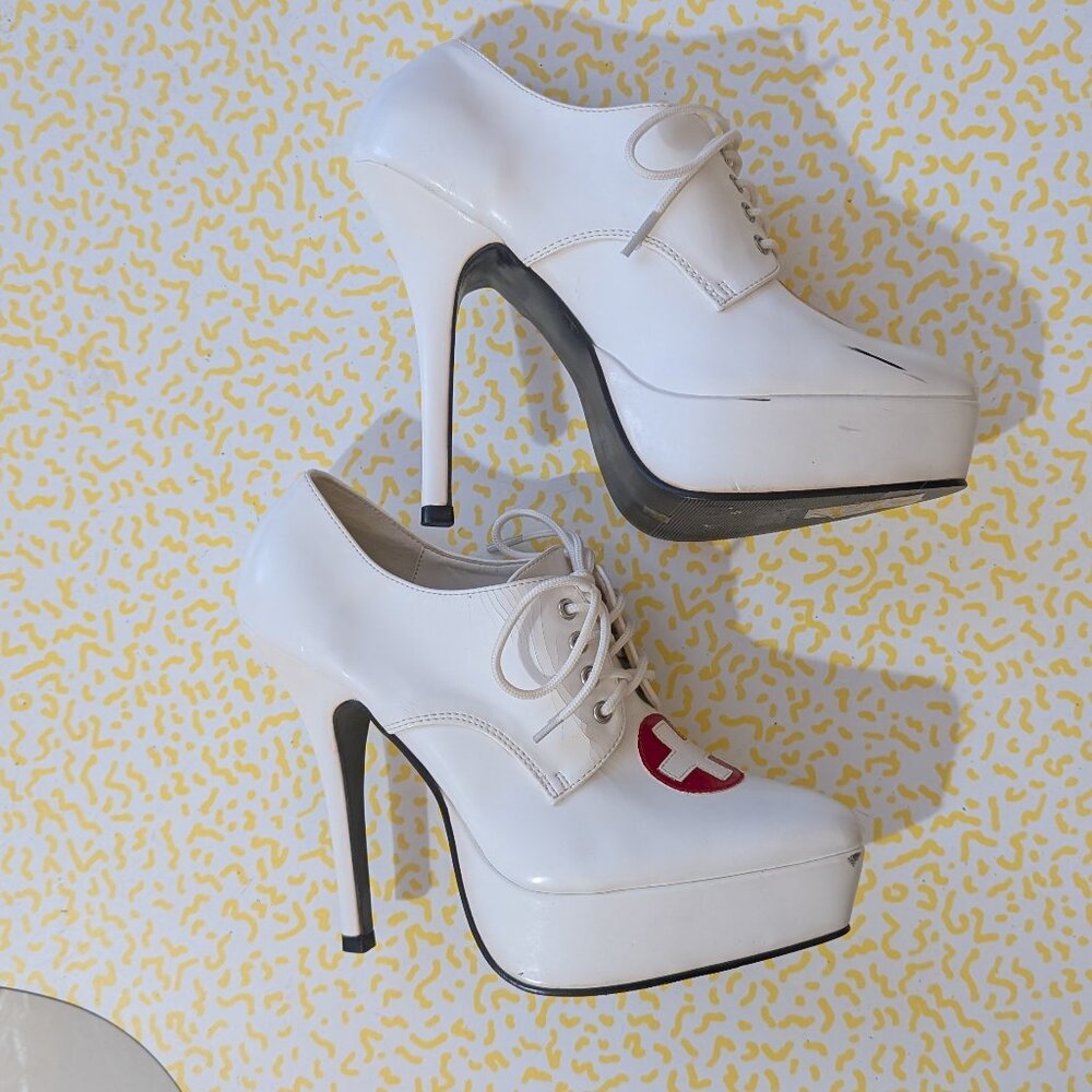 Pleaser Indulge White Patent Nurse Platform Booties 7 - Picture 4 of 10